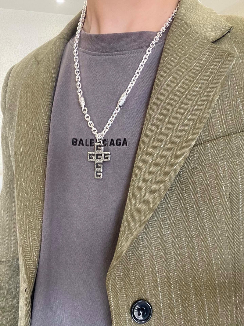 Gvc*1 necklaces